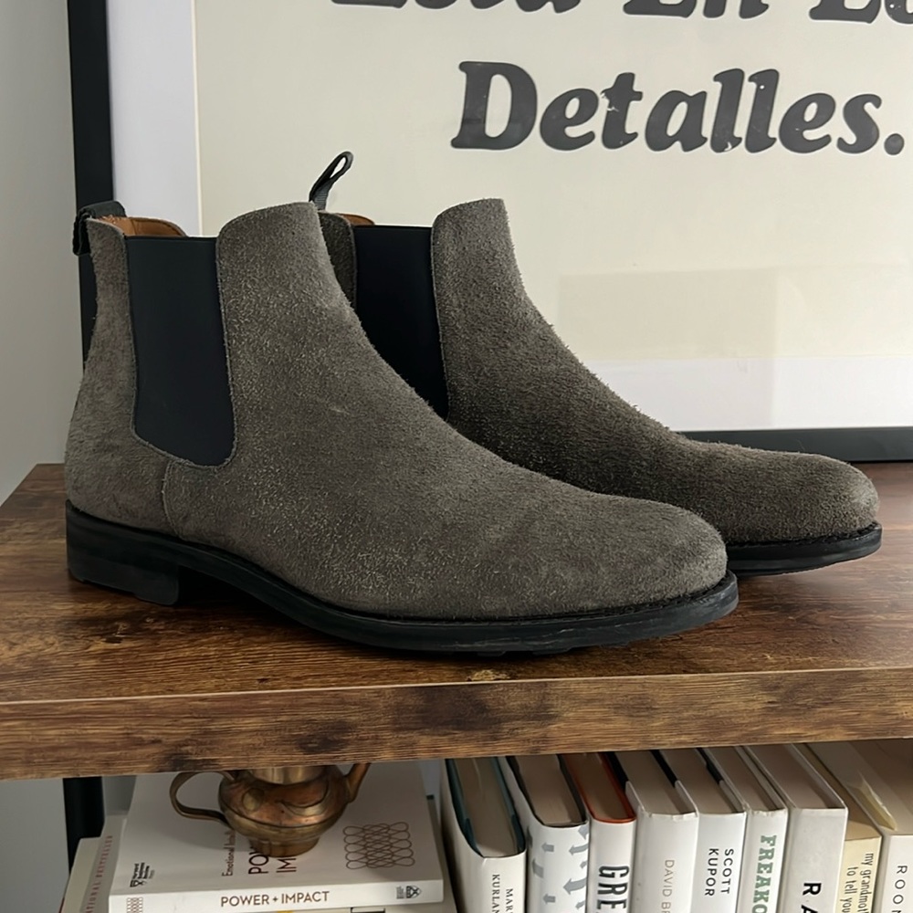 Taft Chelsea Boot - size 44 (11/11.5) - grey suede